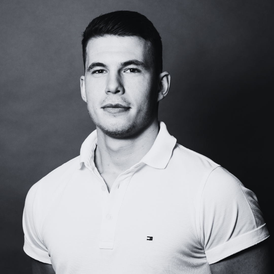 Marco Dabelstein ein Mitarbeiter aus dem Bereich Sport und Outdoor der PR-Agentur